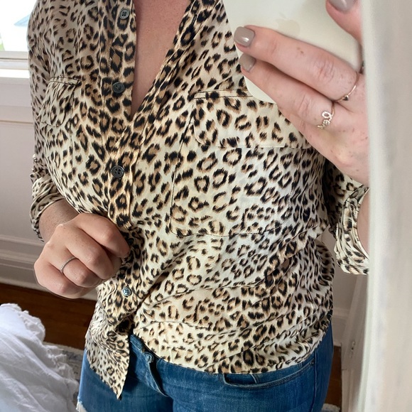 Equipment Silk Shirt in Leopard Print - Picture 2 of 8